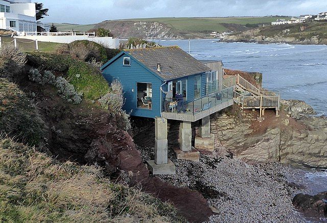 New study: Risks come with rewards of buying a seaside cottage